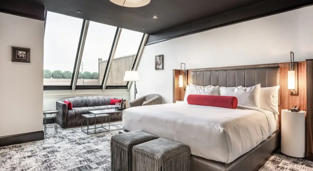 Двухместный номер Standard с балконом Bottleworks Hotel