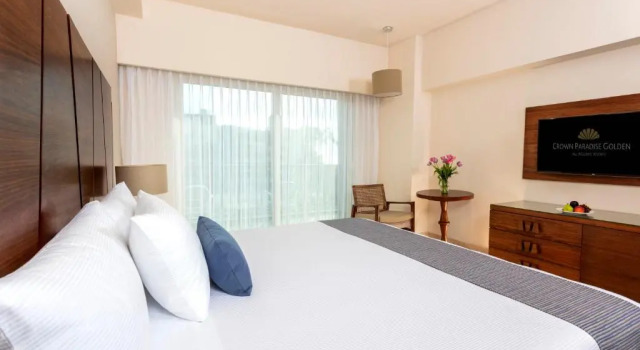 Двухместный номер Deluxe Crown Paradise Golden All Inclusive Resort
