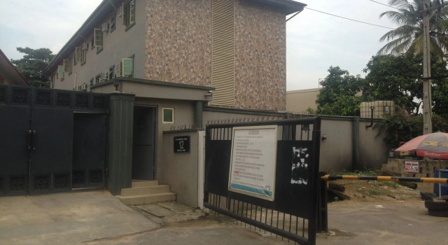 De Lawrence Court & Suites, Book Hotel Cheap Hotels in Lagos State