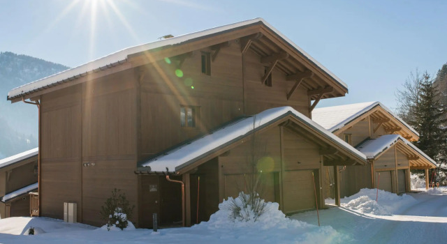 Nice chalet with fireplace in Megève, 1,5 km. from ski slope, Забронировать Шале Коттеджи Пра-сюр-Арли, рядом с Горнолыжный подъемник Комб Нуар, Коттедж