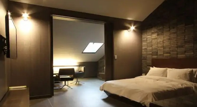Люкс Valentine Hotel