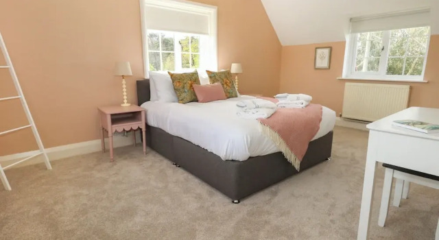 Rempstone Farmhouse, Boek Hotel Wareham 