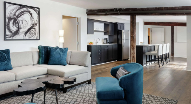 Foundry Hotel Asheville, Curio Collection By Hilton, Забронировать Отель Бизнес-отели Ашвилл, рядом с Basilica of Saint Lawrence, 4* 5*