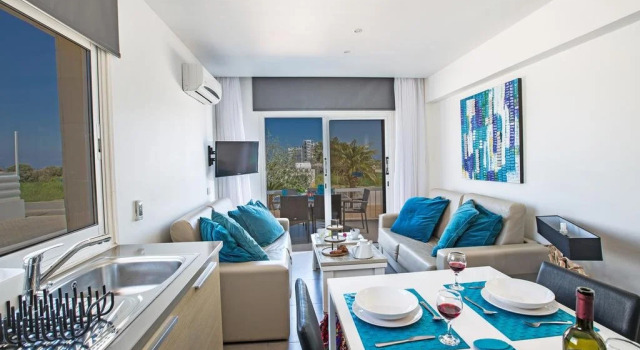 Nicholas Seaview Apartments