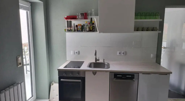 Апартаменты с балконом großes offenes Loft oder kleine gemütliche Wohnung mit Balkon