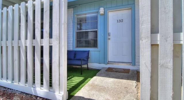 El Cortez  EC132 - 2 Br Condo