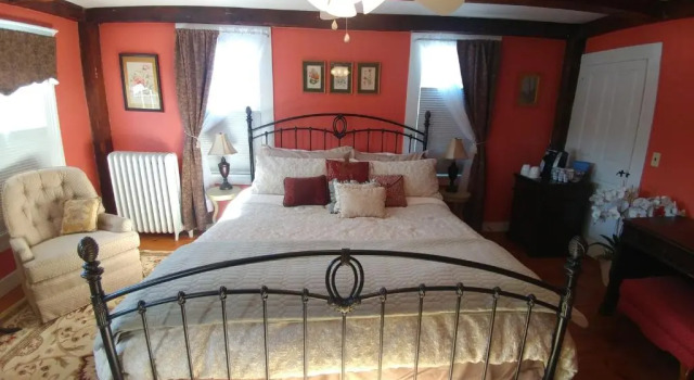Люкс 2 River Road Inn & Cottages