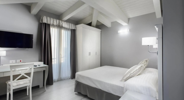 Hotel Nettuno, Забронировать Отель Отели Чезенатико 4 звезды, 4*