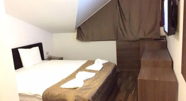Номер Economy Theranda Hotel