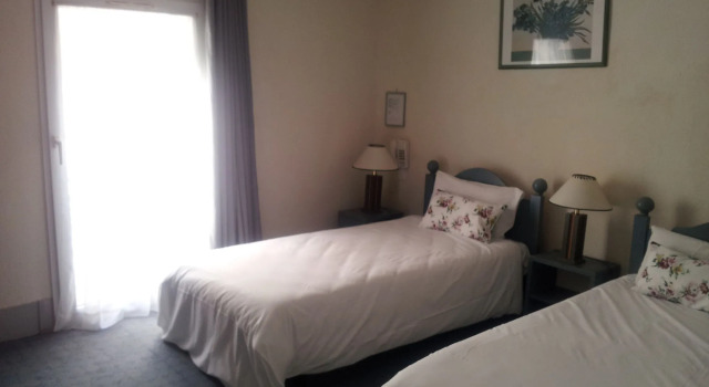 Hotel de la Couronne, Rezerwuj Hotel Hotele w Lac du Bourget ze śniadaniem, Śniadanie
