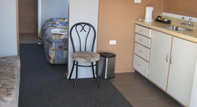 Апартаменты Sierra Beachfront Motel