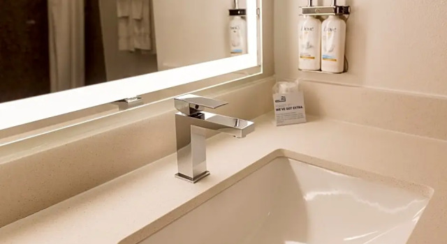 Семейный люкс с 2 комнатами Holiday Inn Express & Suites Guthrie North Edmond by IHG