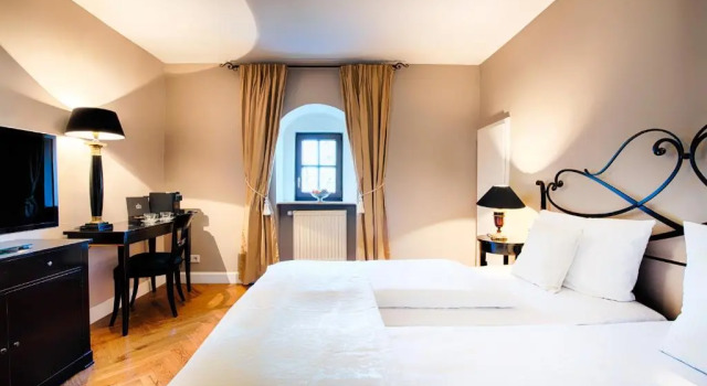 Двухместный номер Superior Hotel Schloss Lehen