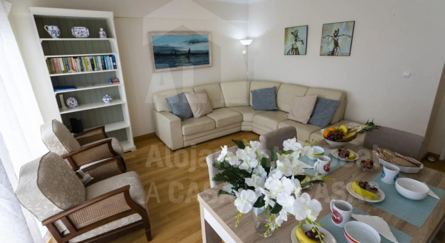 Home Sweet Home by Acasadascasas, Забронировать Отель Отели в центре Эрисейра, в центре