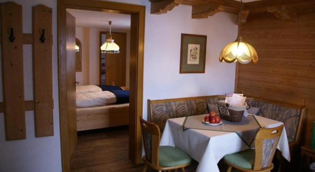 Bauernhof Waldesruh, Rezervați Hotel Tannheim Tannheimer Tal