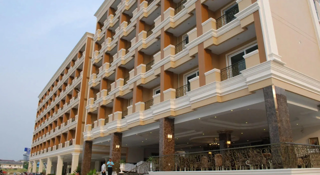 Lk Grand Living Place