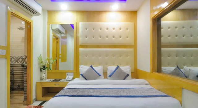 Двухместный номер Deluxe c 1 комнатой Check In Room RK Ashram