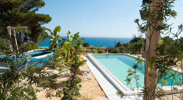 Вилла рядом с пляжем Jabia Beach House