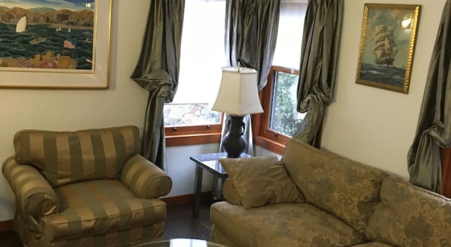 Zen vacation in historic Marblehead, Rezerwuj Apartament Marblehead North Shore