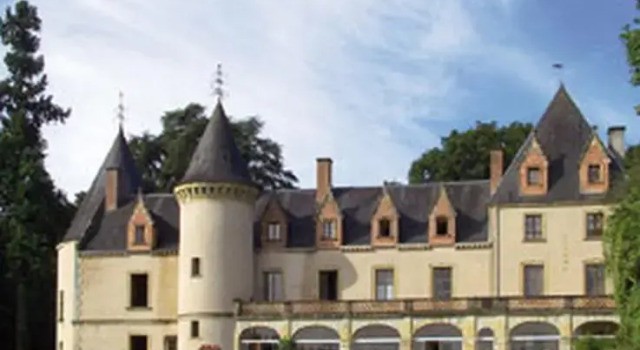Chateau Hotel Beuvrière, Забронировать Отель  