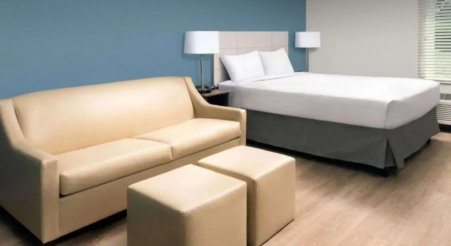 WoodSpring Suites Buford near Mall of Georgia-Lake Lanier, Buchen Sie Hotel Buford Georgia
