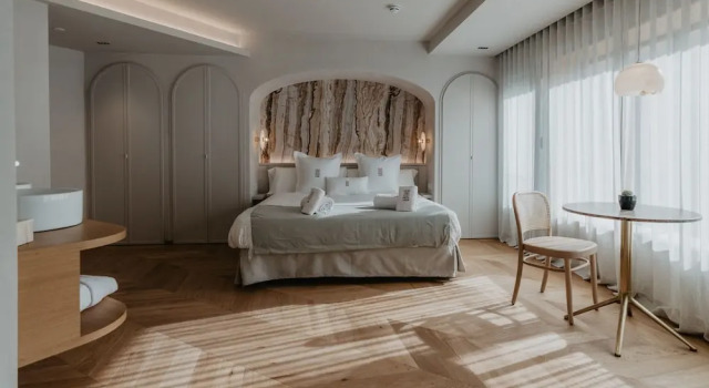 Hotel Petit Luxe, Забронировать Бутик-отель Тарраса Vallès Occidental, рядом с Замок и картезианский монастырь