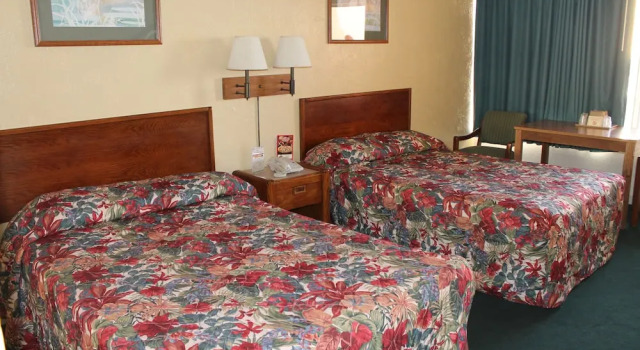 Номер Economy Grand Prix Motel Beach Front