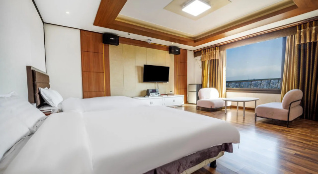 Apple Hotel