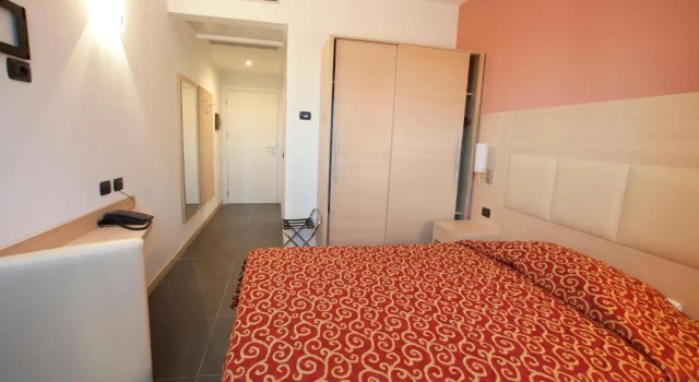 Hotel Eridano, Забронировать Отель Саннадзаро-де-Бургонди Ломбардия