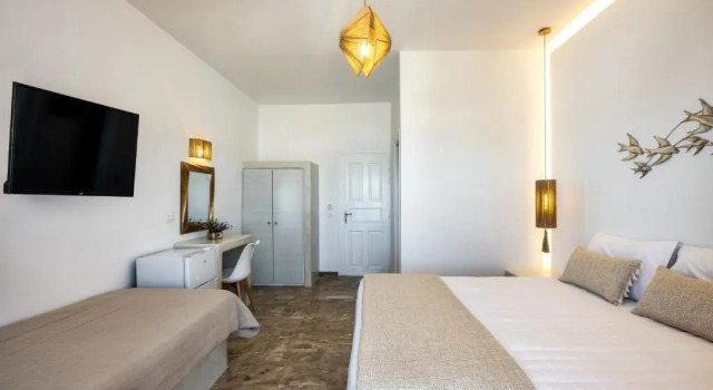 Трёхместный номер Deluxe с видом на море Vinas Place City Center