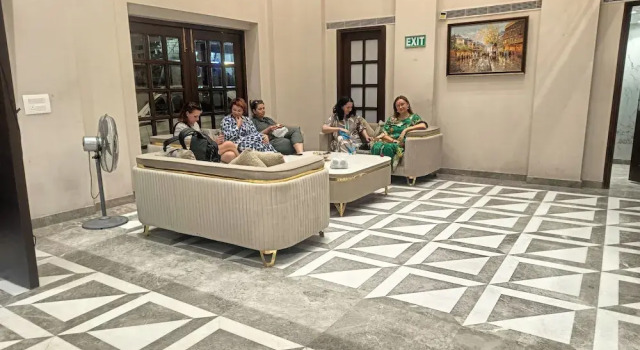 Hotel Sapphire House Paharganj, Забронировать Отель Отели Нью-Дели с завтраком, Завтраки