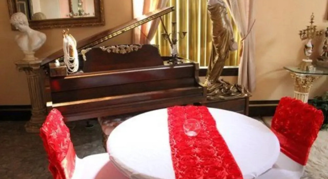 Люкс Central West End B&B