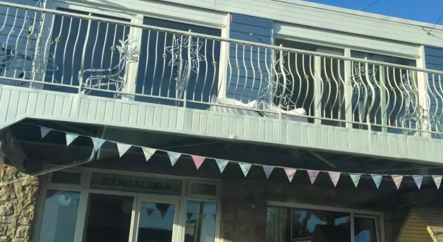 Barracuda, Beachside Apartment, Buchen Sie Ferienwohnung Benllech Anglesey