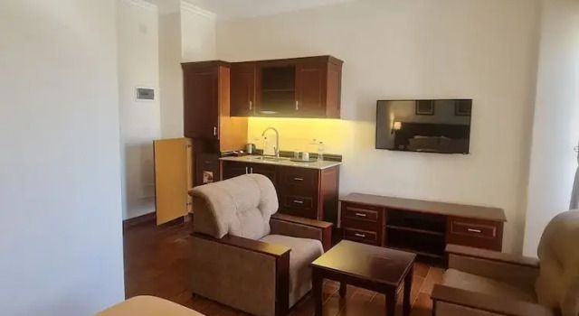 Camera Standard FBK Guest House