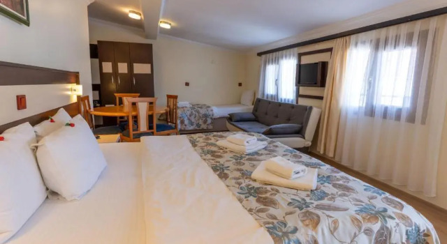 Семейный номер Standard с видом на улицу Hotel Karacam