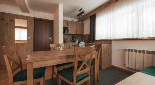 Grand Tatry - miejsce na wyjątkowy pobyt dla Ciebie i Twojej rodziny! - sauna i jacuzzi wliczone w cenę pobytu - 10 minut pieszo od Term Bania, Забронировать Отель Отели в центре Бялка-Татшаньска с завтраком, отели в центре Бялка-Татшаньска с завтраком