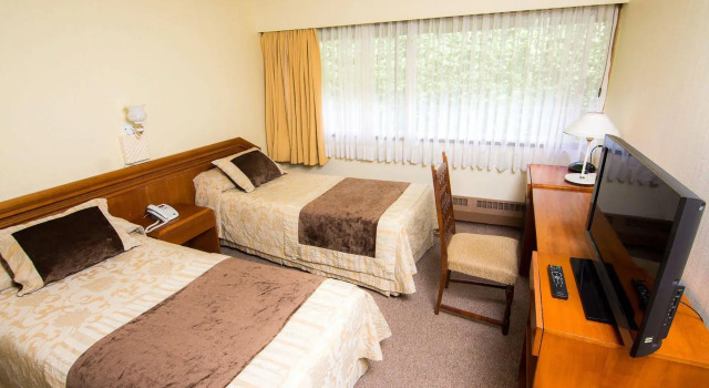 Hotel Marina Villa del Rio, Book Bed and Breakfast Hotels in Valdivia with Breakfast, Breakfasts
