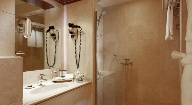 Люкс Deluxe с видом на город Zamzam Pullman Madina