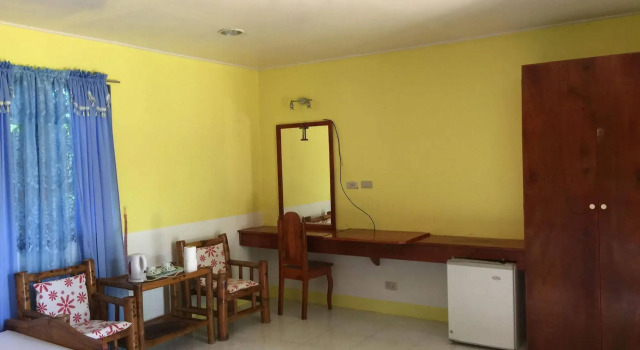 FloWer Beach Resort