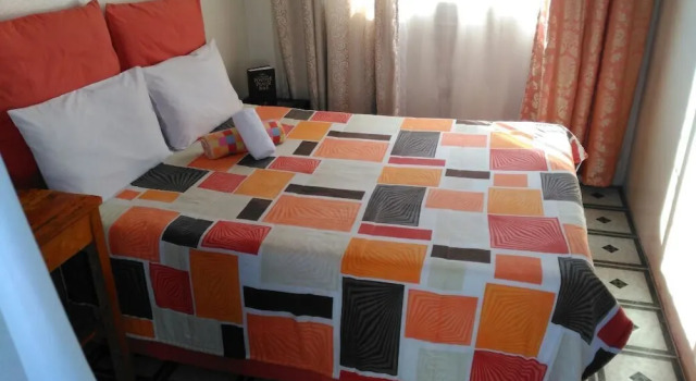 Orlando West Guest House - Hostel, Buchen Sie Hostel Hostels in Gauteng, Hostel