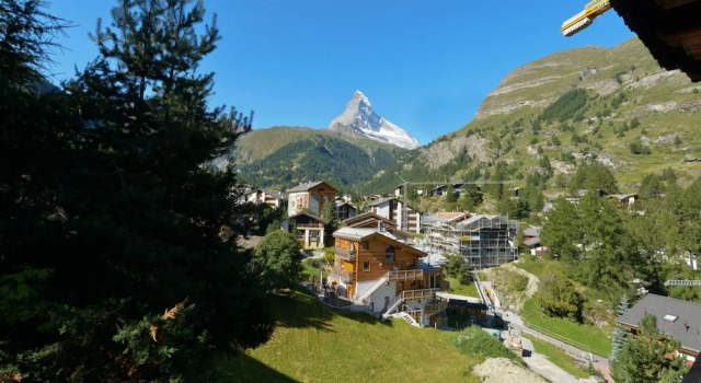 Апартаменты Цокольный этаж с 3 комнатами с балконом Chalet Kisseye by Zermatt Premium Apartments