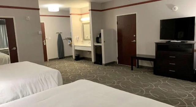 Номер Standard Best Western Limestone Inn and Suites