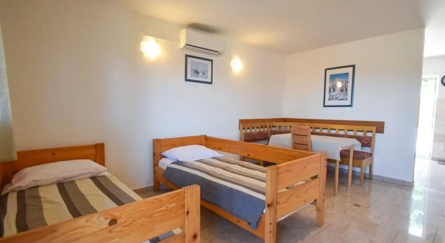 Lidija - Family Friendly & Close to the sea - B2
