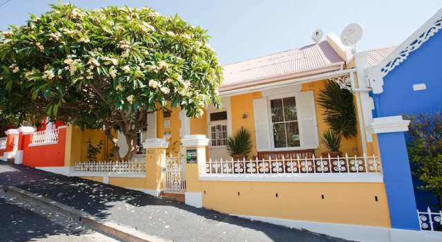 Апартаменты Deluxe Цокольный этаж с 2 комнатами Sweetest Apartments