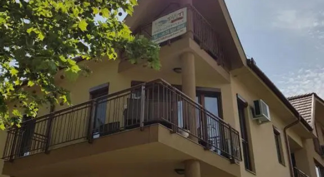 Tahiti apartman, Забронировать Апартаменты/квартира Апартаменты Хайдусобосло, рядом с Hajdúszoboszló Folk House and Museum, Апартаменты/квартира