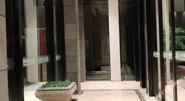 Homeinn Fairyland Hotel (Linhai Yintaicheng), Book Hotel Hoteller i Linhai med parkering, Parkering