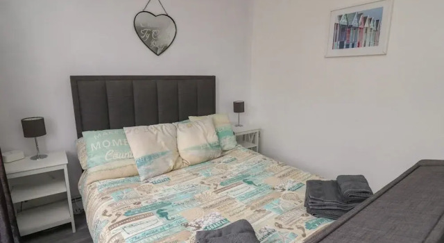 Ty Cwtch, Забронировать Дом для отпуска Ллангинин Carmarthenshire