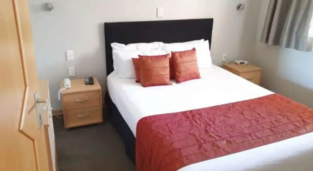 Люкс c 1 комнатой с красивым видом из окна Admiralty Lodge Motel