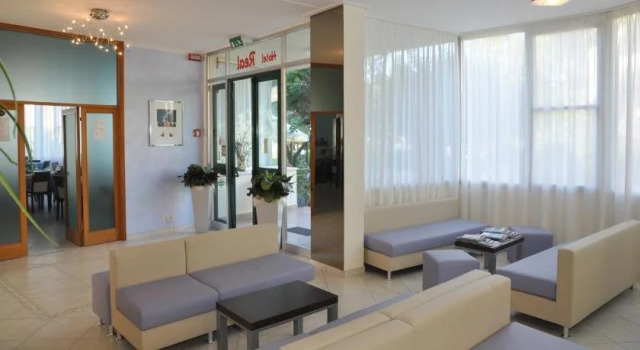 Hotel Real