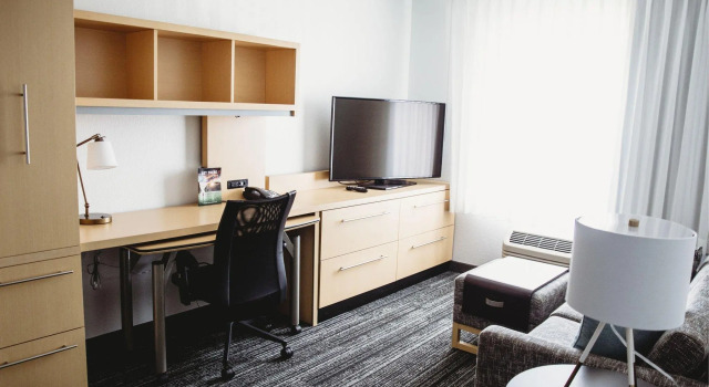 Двухместный люкс c 1 комнатой TownePlace Suites by Marriott Aberdeen